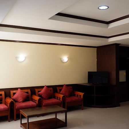 Auychai Grand Hotel Lang Suan Экстерьер фото